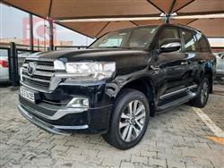 تۆیۆتا لاند کروزەر